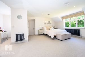 Photo 21- click for photo gallery